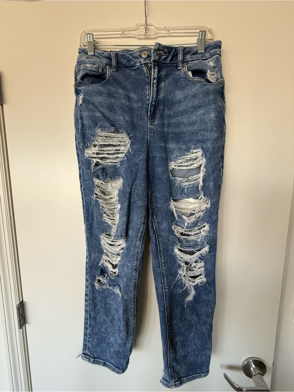American Eagle Outfitters Distressed Dark Blue Boyfriend Stretch Jeans